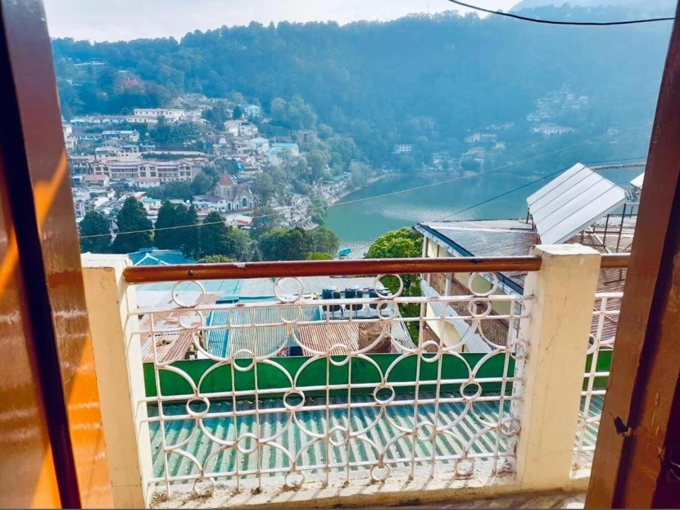 The Lake View Nainital Exteriér fotografie